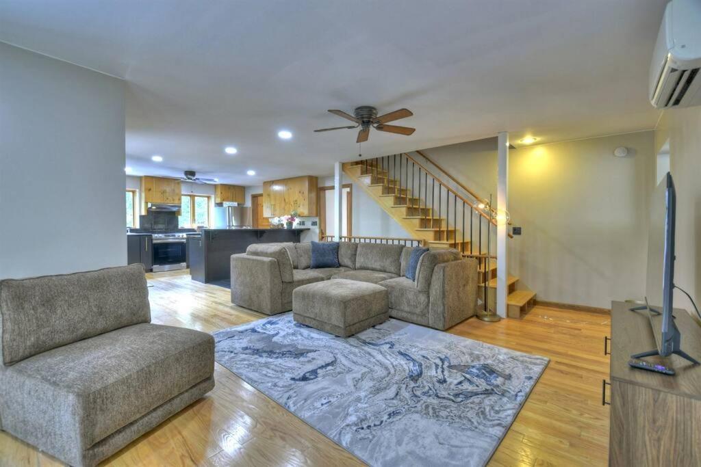 The Chariot - Creek Front With Hottub, Fire Pits, Billiards, Ev Charger - Sandalwood Stays Blue Ridge Buitenkant foto