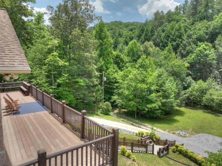 The Chariot - Creek Front With Hottub, Fire Pits, Billiards, Ev Charger - Sandalwood Stays Blue Ridge Buitenkant foto