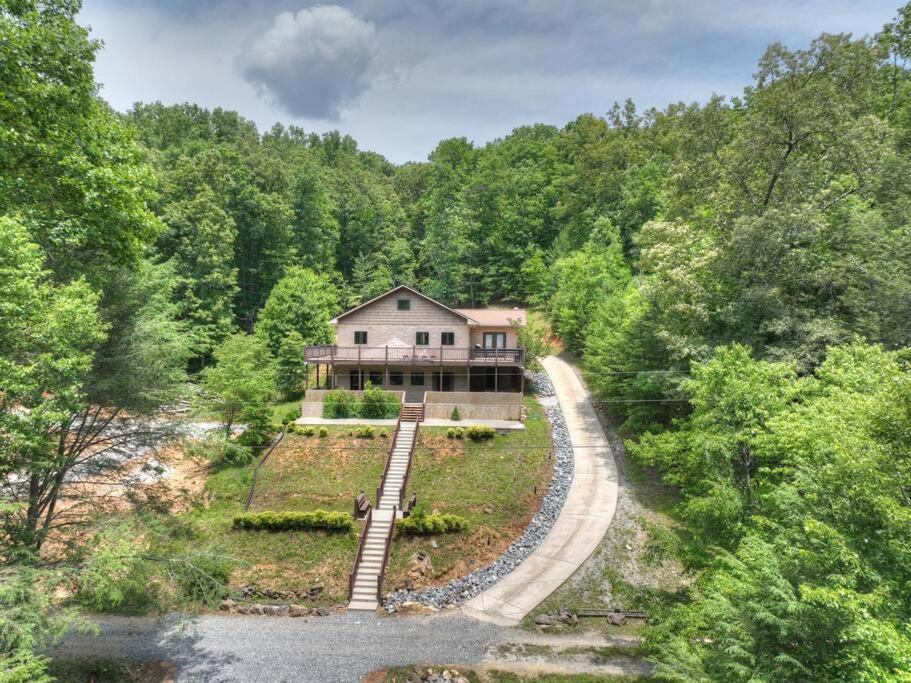The Chariot - Creek Front With Hottub, Fire Pits, Billiards, Ev Charger - Sandalwood Stays Blue Ridge Buitenkant foto